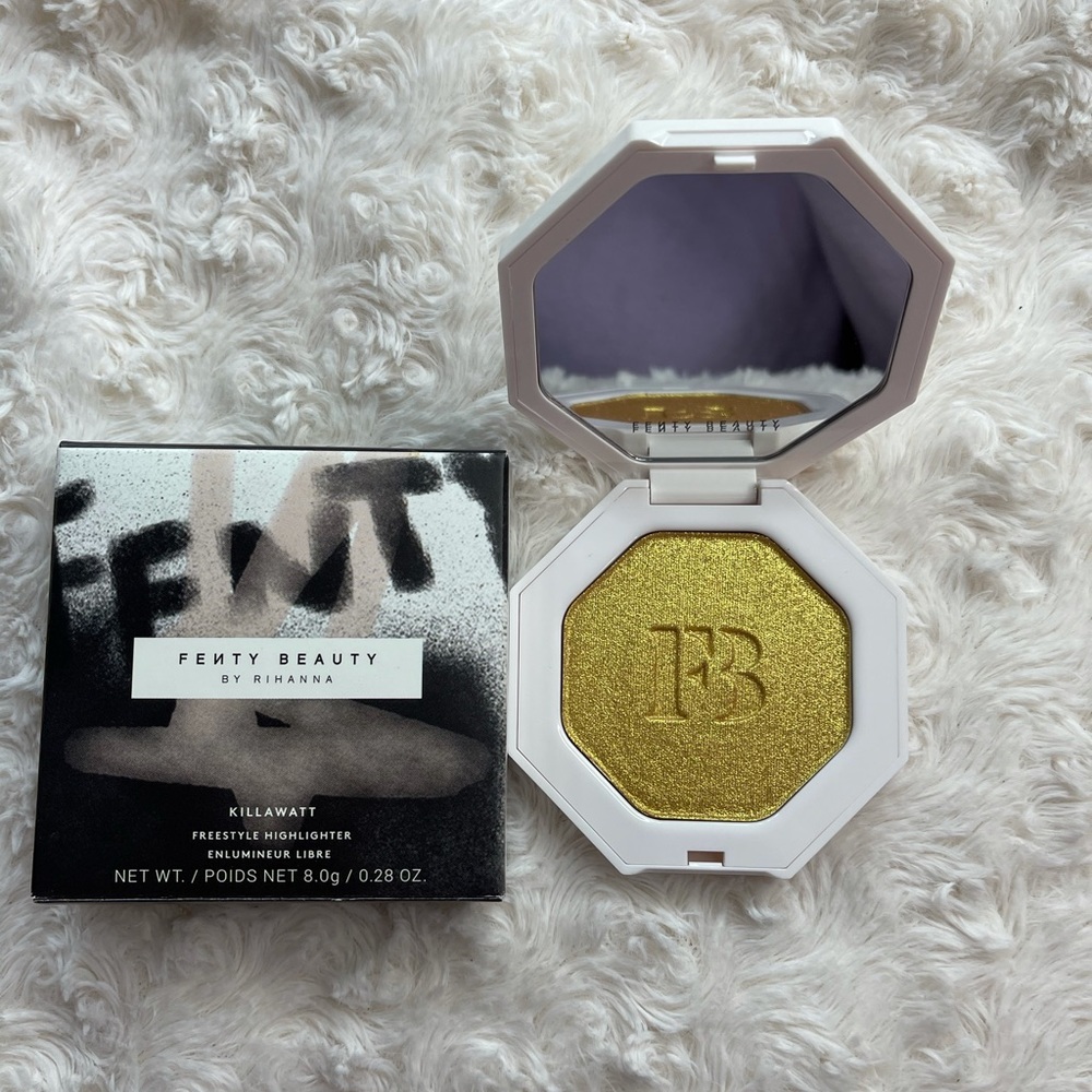 Fenty beauty highlighter